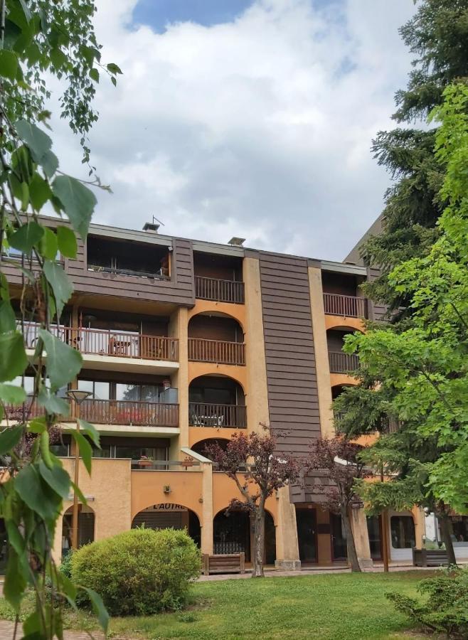 Beautiful Studio With Balcony In Briancon Exterior photo